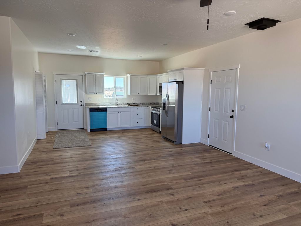 Photo of 4057 W 6000 N, Cedar City, UT 84721 (MLS # 113538)