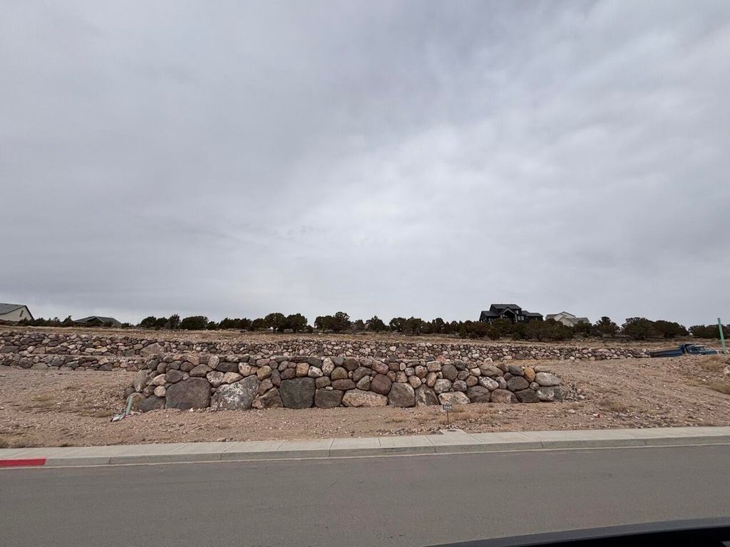 Photo of 2986 W Rock Ridge RD, Cedar City, UT 84720 (MLS # 115184)