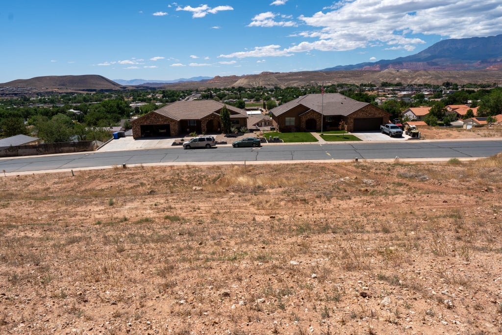 Photo of 272 N 200 E, La Verkin, UT 84745 (MLS # 116385)