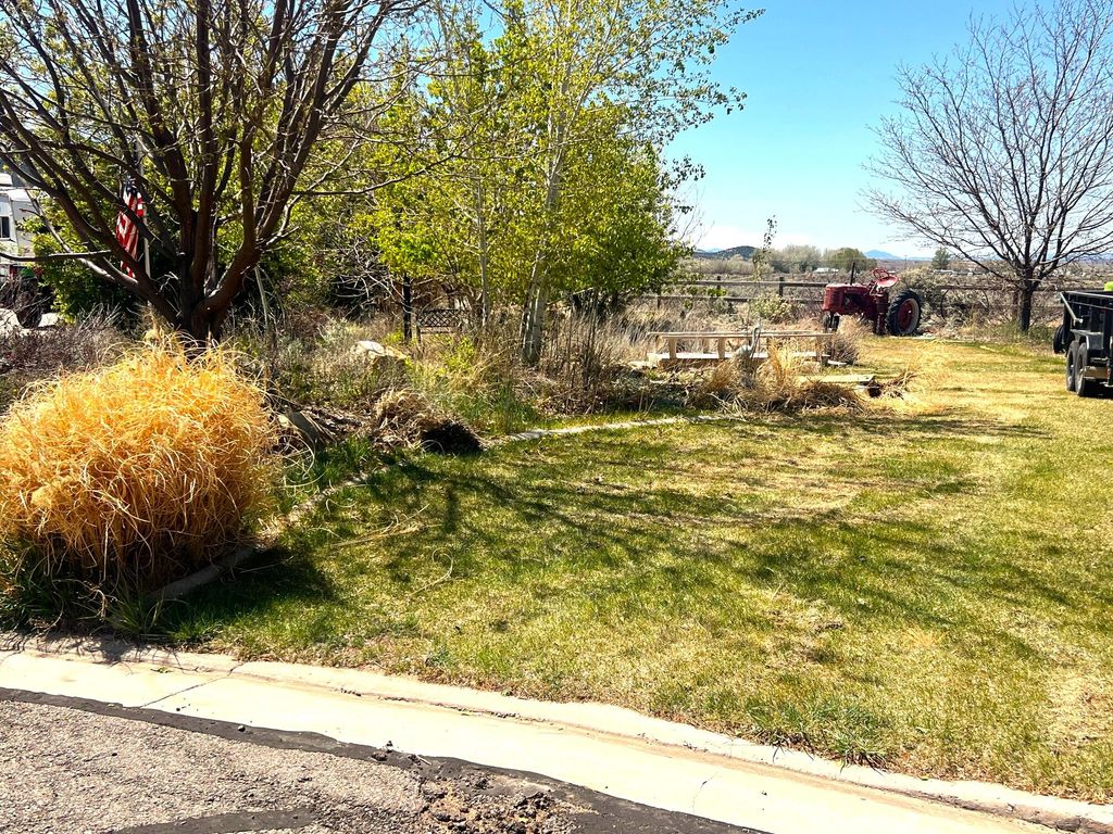 Photo of 37 Aspen Cove Unit III, Parowan, UT 84761 (MLS # 115797)