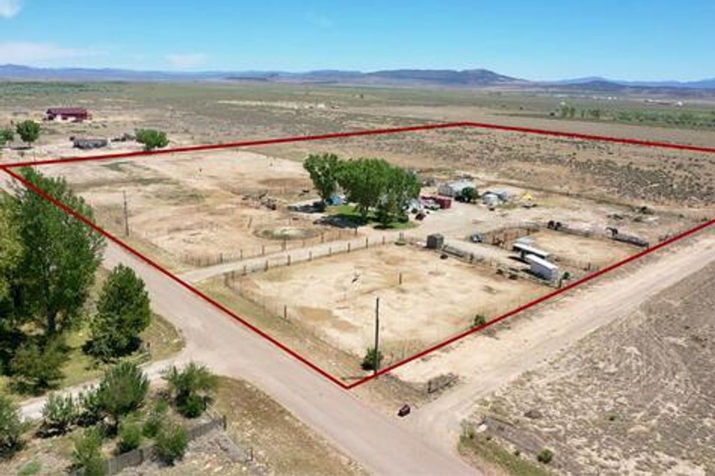 Photo of 5726 N 1700 W, Cedar City, UT 84721 (MLS # 116827)