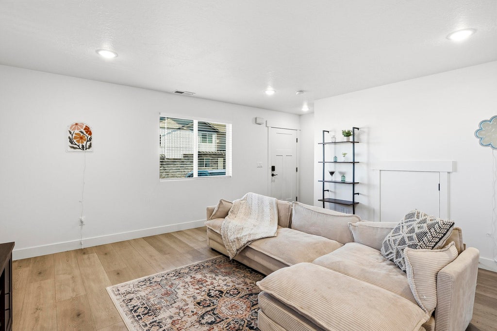 Photo of 920 S 25 E #1A, Cedar City, UT 84720 (MLS # 117986)