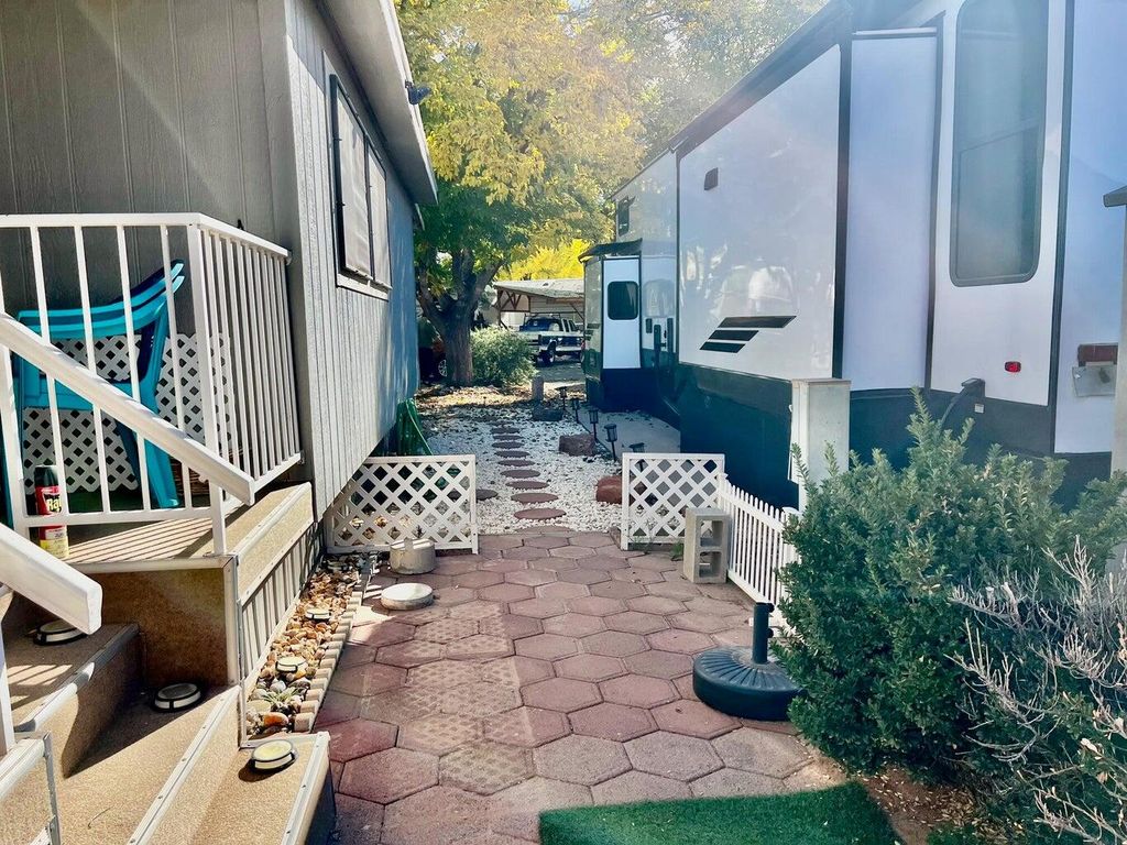 Photo of 1160 E TELEGRAPH ST #12, Washington, UT 84780 (MLS # 113949)