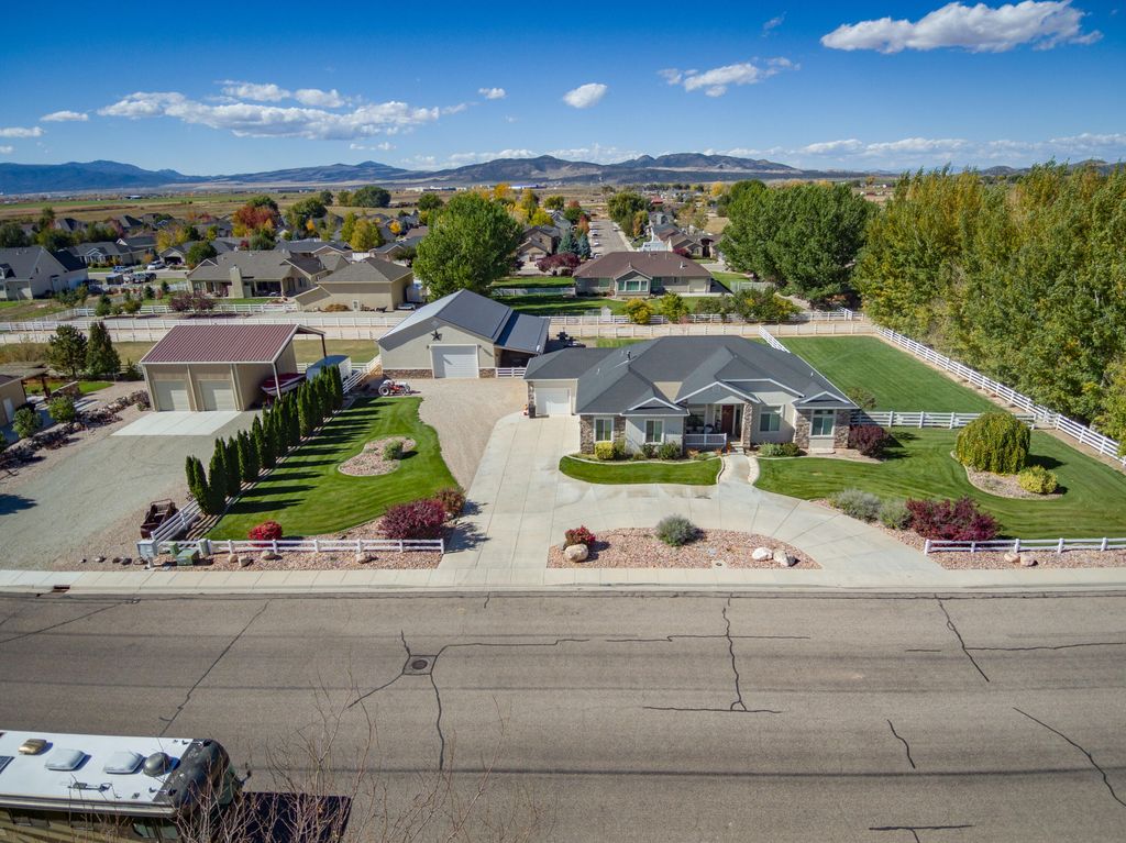 Photo of 1503 N 3700 W, Cedar City, UT 84721 (MLS # 113003)