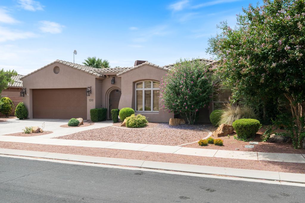 Photo of 1311 W 590 S, Saint George, UT 84770 (MLS # 113059)