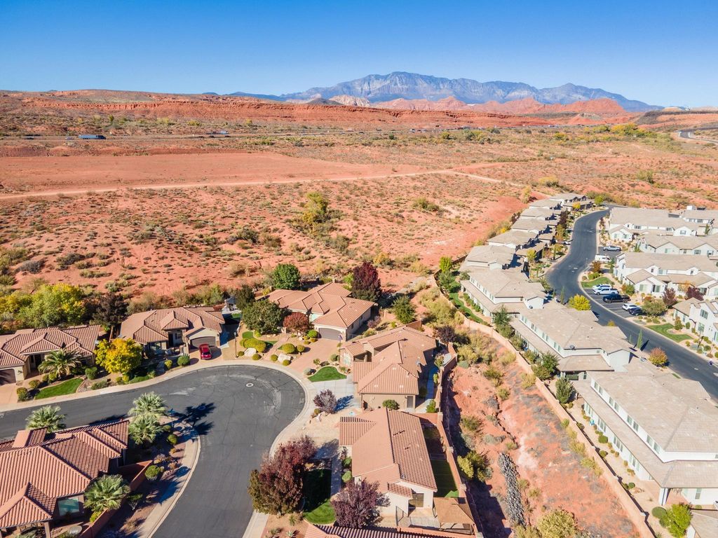 Photo of 1086 N OCOTILLO DR, Washington, UT 84780 (MLS # 113816)