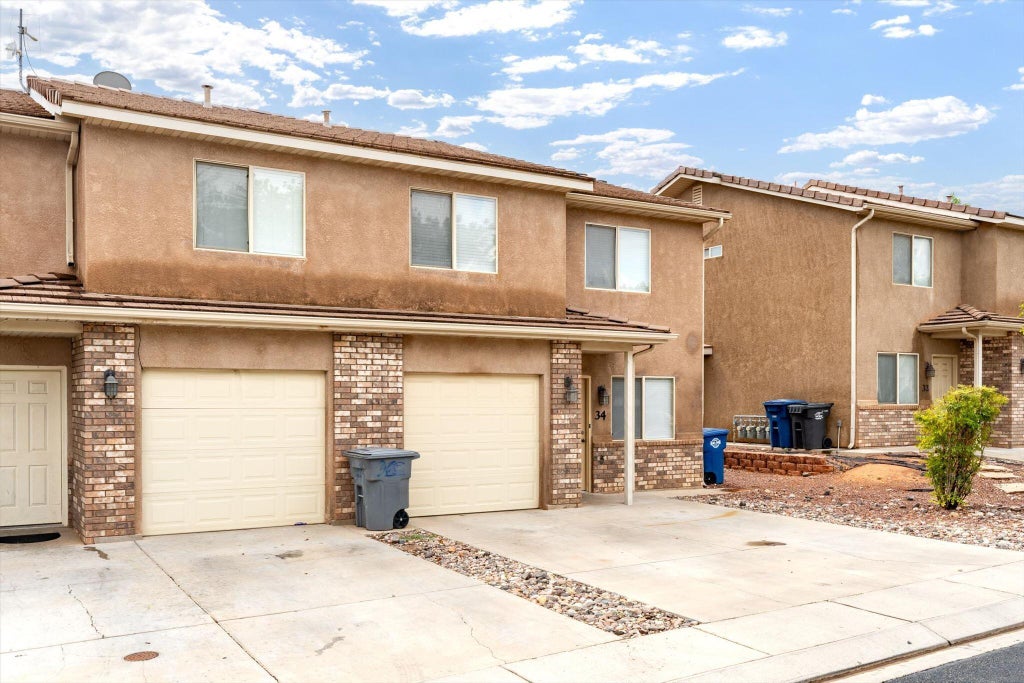 Photo of 790 N 2720 E #34, Saint George, UT 84790 (MLS # 117916)