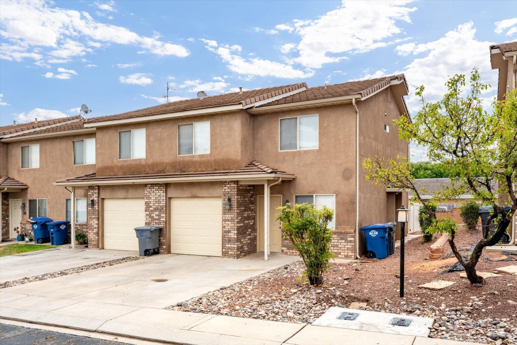 Photo of 790 N 2720 E #34, Saint George, UT 84790 (MLS # 117916)