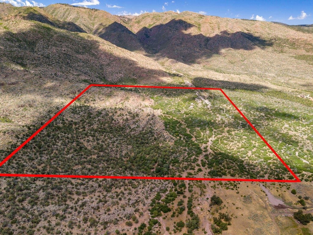 Photo of 12324 Acres Parcel 3046-T-NS, New Harmony, UT 84757 (MLS # 117427)