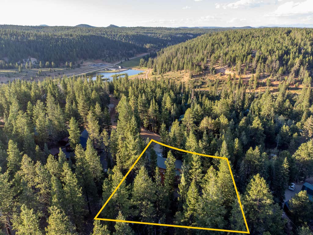 Photo of 3010 E Primrose Path PATH, Duck Creek Village, UT 84762 (MLS # 117431)