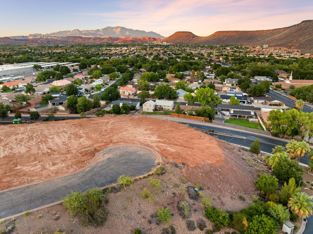 Photo of 584 S Dixie DR #Lot 18, Saint George, UT 84770 (MLS # 113209)