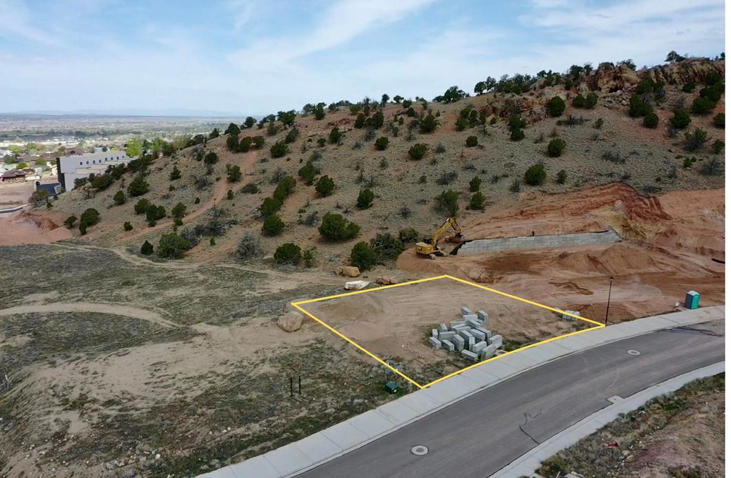 Photo of 1911 N Pinyon Grove CIR, Cedar City, UT 84721 (MLS # 115805)