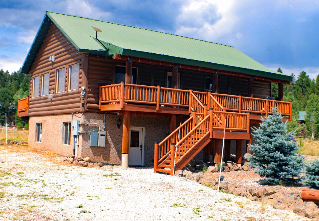 Photo of 4155 Sundance Kid LN, Duck Creek Village, UT 84762 (MLS # 112961)