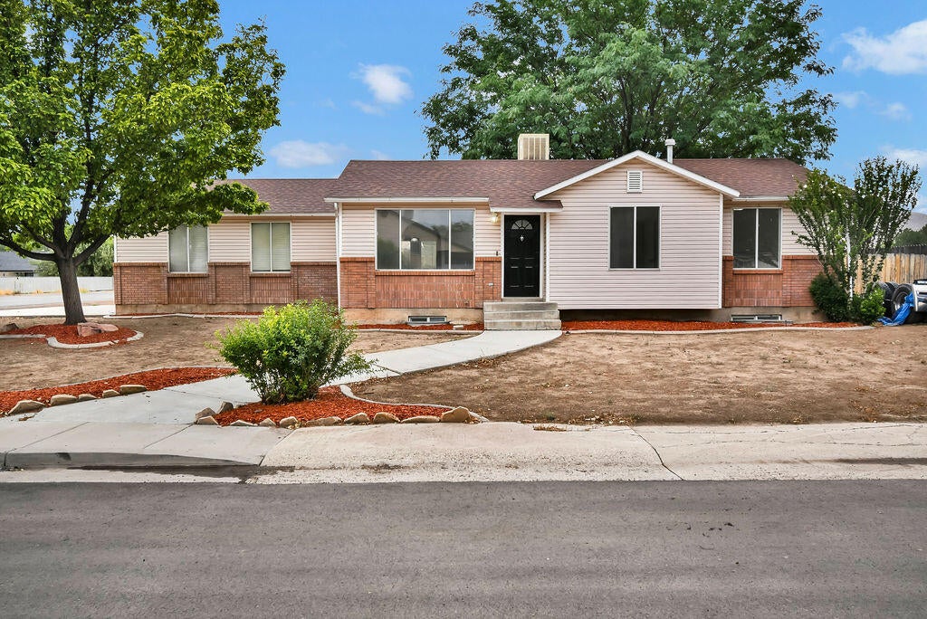 Photo of 287 S Daffey DR, Salina, UT 84654 (MLS # 117883)