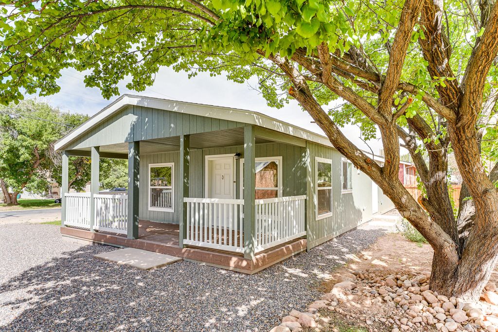 Photo of 30 N 100 E, Parowan, UT 84761 (MLS # 113191)