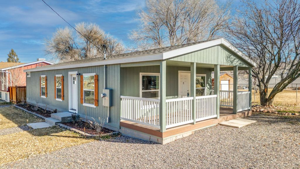 Photo of 30 N 100 W, Parowan, UT 84761 (MLS # 113191)
