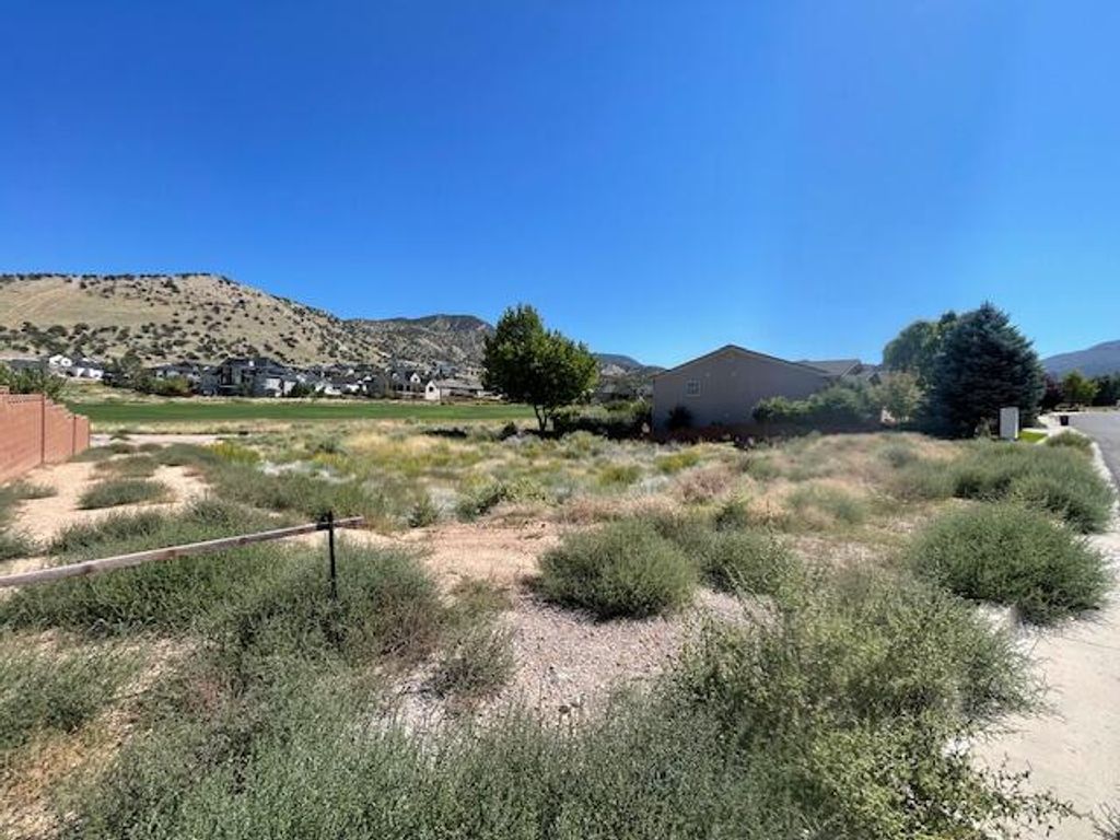 Photo of 1406 Fairway Dr Dr, Cedar City, UT 84721 (MLS # 113127)