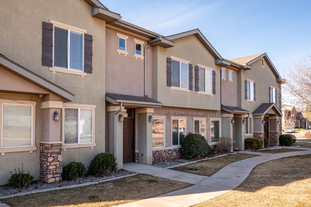 Photo of 1177 N Northfield Rd #3, Cedar City, UT 84721 (MLS # 114492)