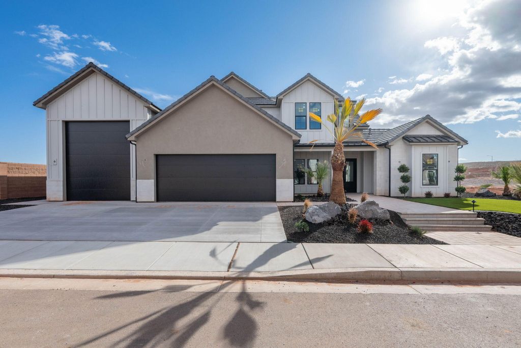 Photo of 836 E Sunny Shr DR, Washington, UT 84780 (MLS # 114774)