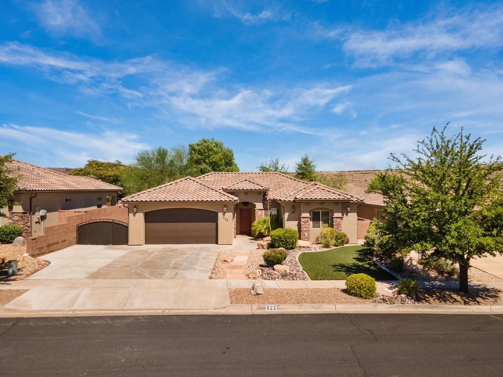 Photo of 522 N La Ruta DR, Washington, UT 84780 (MLS # 112528)