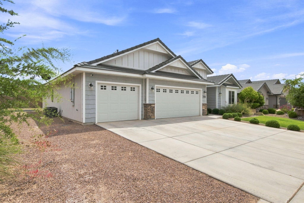 Photo of 3108 E 3230 S, Saint George, UT 84790 (MLS # 118635)
