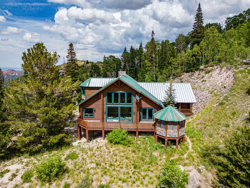 Photo of 1651 N Dry Lakes RD, Brian Head, UT 84719 (MLS # 115652)