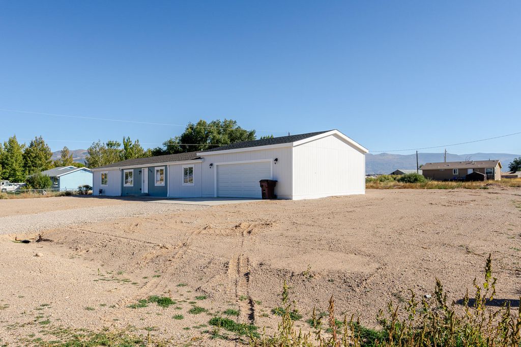 Photo of 2759 W 4900 N, Cedar City, UT 84721 (MLS # 113369)