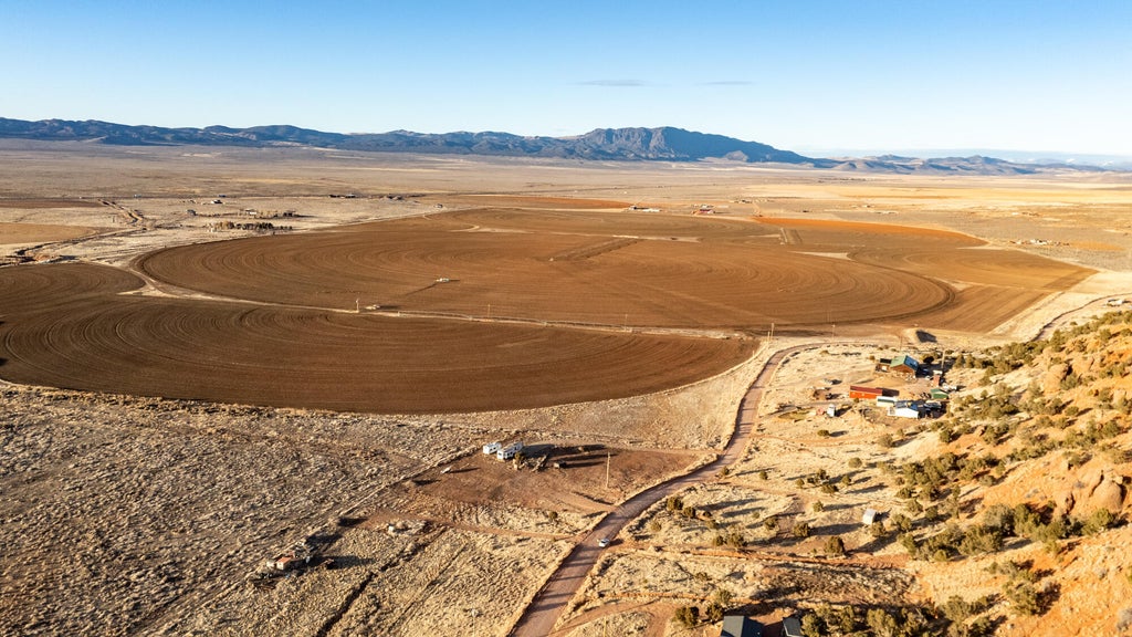 Photo of 1681 N Foothill DR, Paragonah, UT 84760 (MLS # 118015)