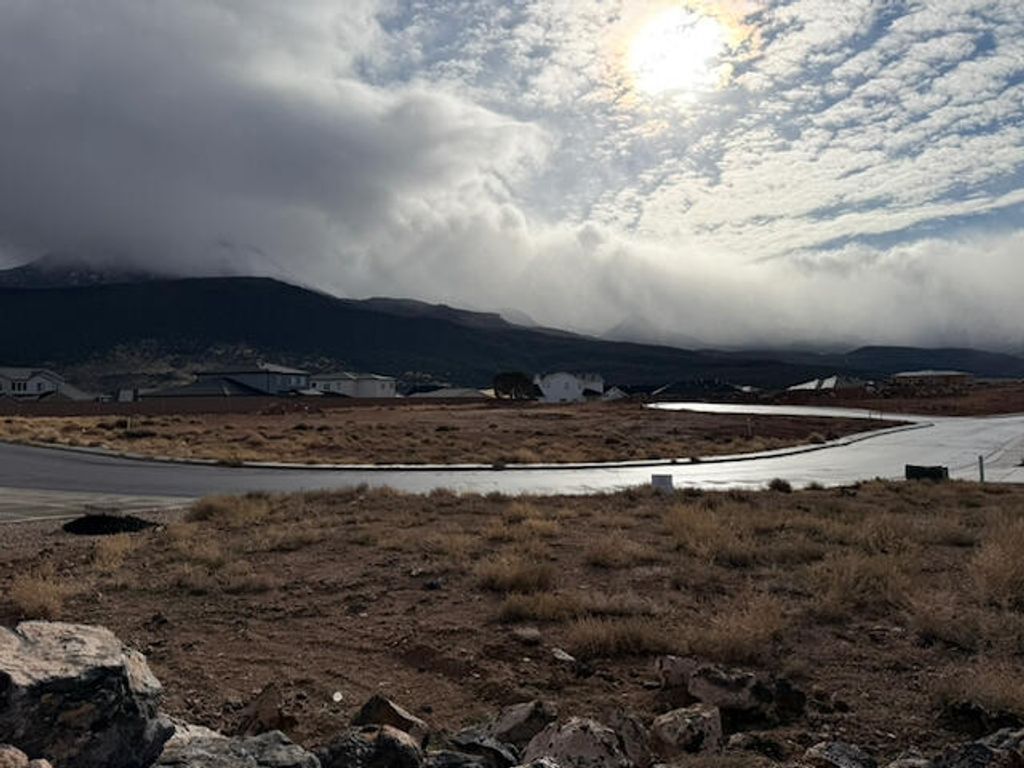 Photo of 2162 S Bluff Drive DR, Cedar City, UT 84720 (MLS # 114244)