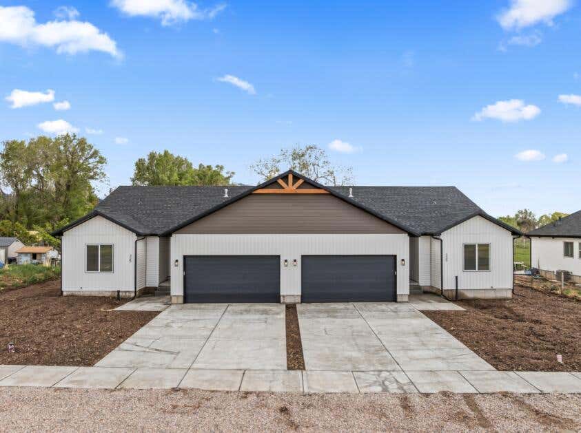 Photo of 325 W 400 N &amp; 335 W 400 N, Fillmore, UT 84631 (MLS # 117720)