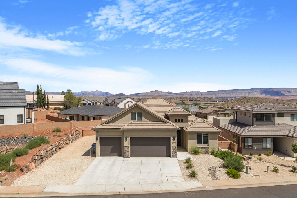Photo of 1930 N Creek Side CT, Washington, UT 84780 (MLS # 117747)