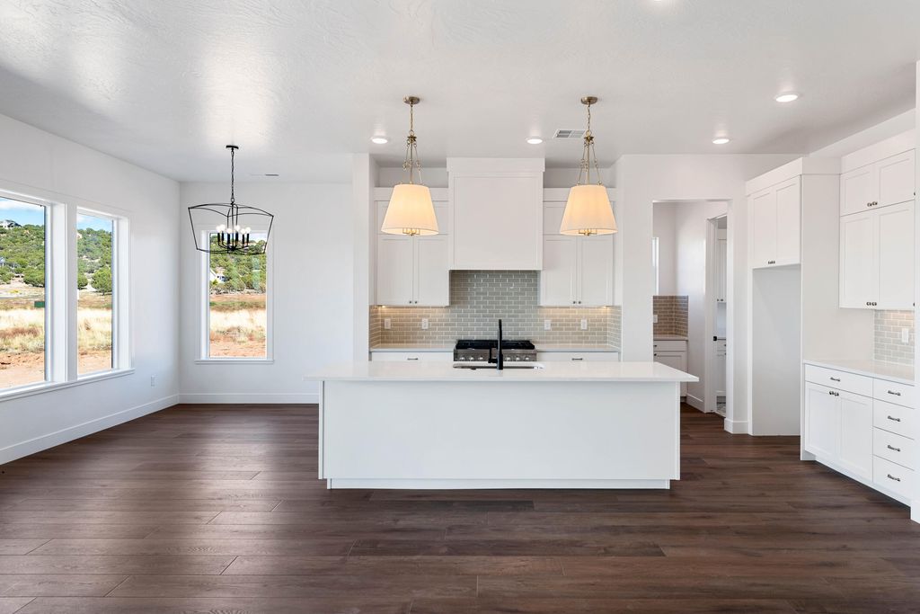 Photo of 4206 W 1900 S, Cedar City, UT 84720 (MLS # 111715)
