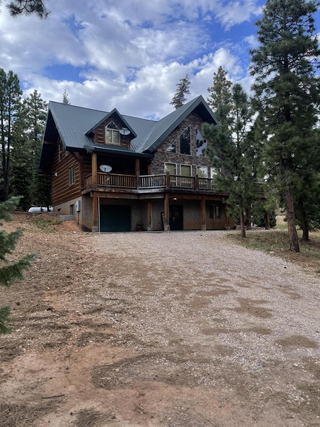 Photo of 1175 Browning RD, Duck Creek Village, UT 84762 (MLS # 118348)