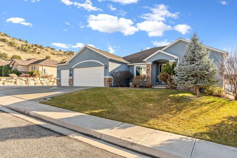Photo of 2724 W Cookie Jar CIR, Cedar City, UT 84720 (MLS # 114341)