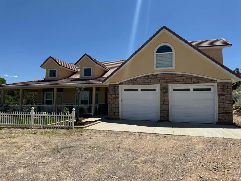 Photo of 47 W 400 S, Parowan, UT 84761 (MLS # 117530)