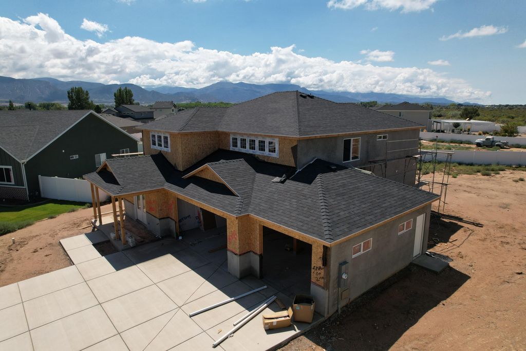 Photo of 1993 W 4700 N, Cedar City, UT 84721 (MLS # 112927)