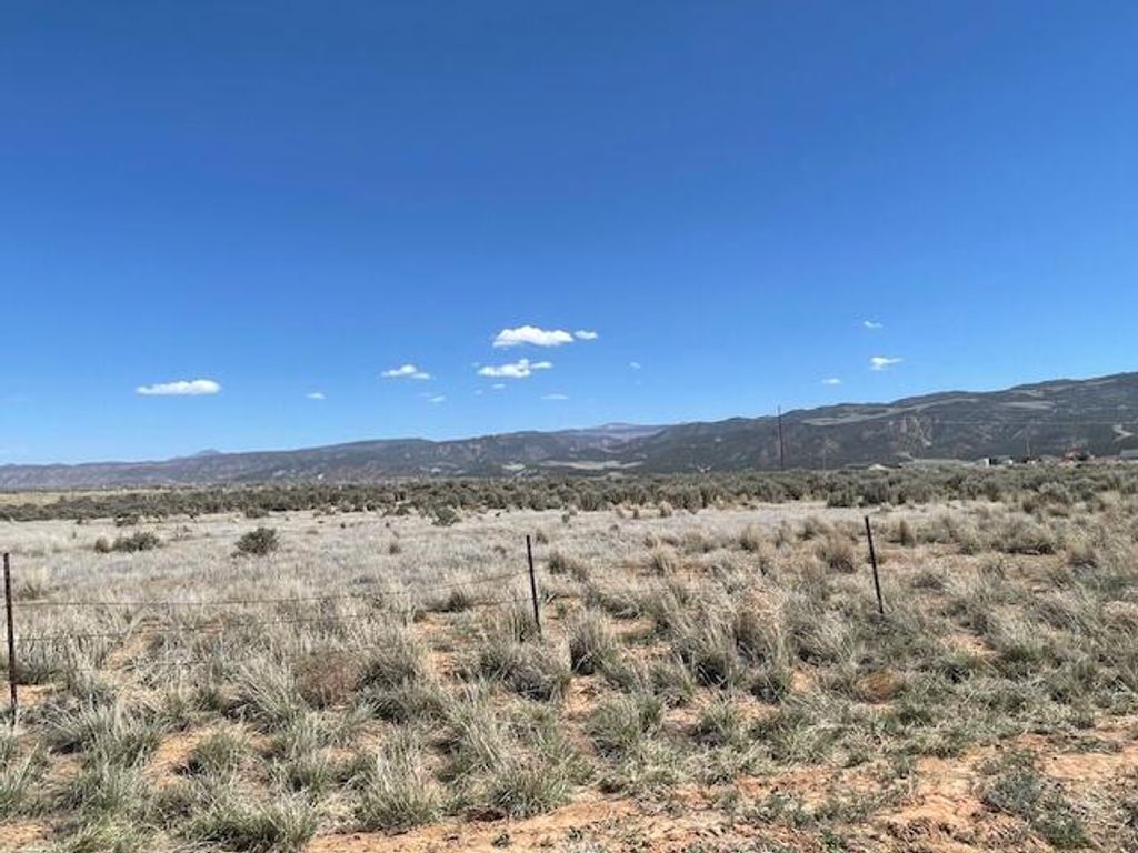 Photo of 4 3500 W, Parowan, UT 84761 (MLS # 115426)