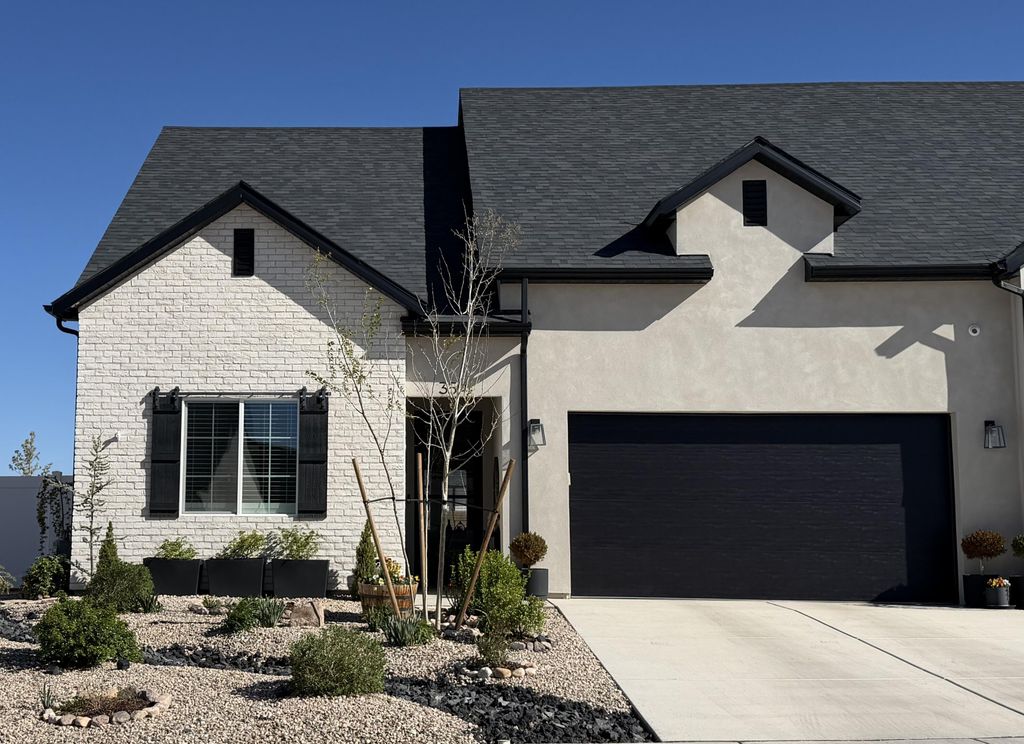 Photo of 354 W Bradley LN, Cedar City, UT 84721 (MLS # 114961)