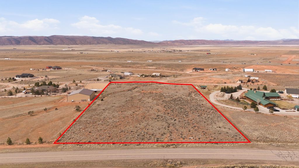 Photo of 5 Red Canyon Estates, Parowan, UT 84761 (MLS # 115333)