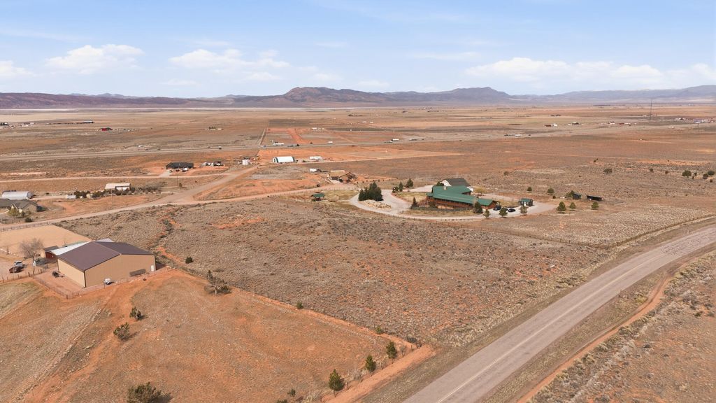 Photo of 5 Red Canyon Estates, Parowan, UT 84761 (MLS # 115333)