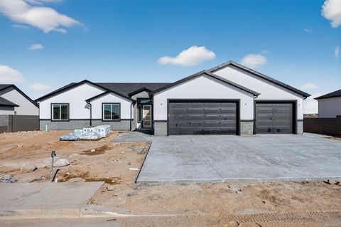 Photo of 3868 W 925 N St, Cedar City, UT 84721 (MLS # 114641)