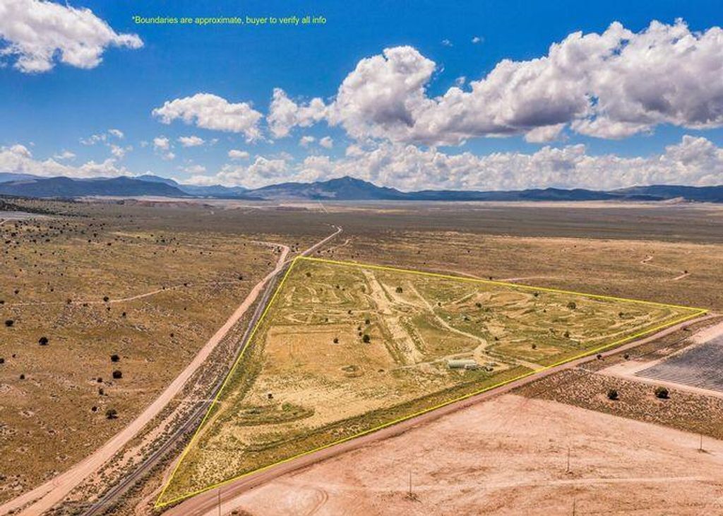 Photo of 9205 W Antelope Springs RD, Cedar City, UT 84720 (MLS # 113315)