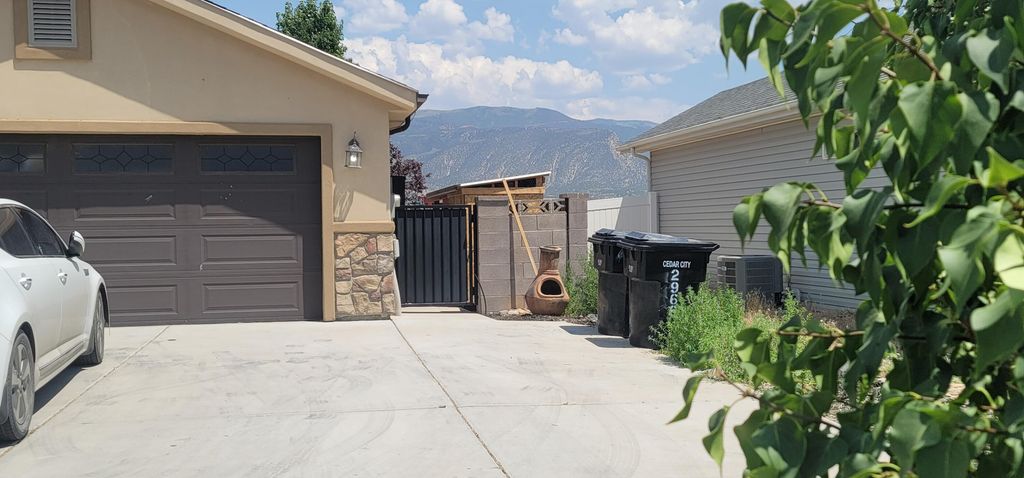 Photo of 2966 N Gemini Meadows LN, Cedar City, UT 84721 (MLS # 112271)