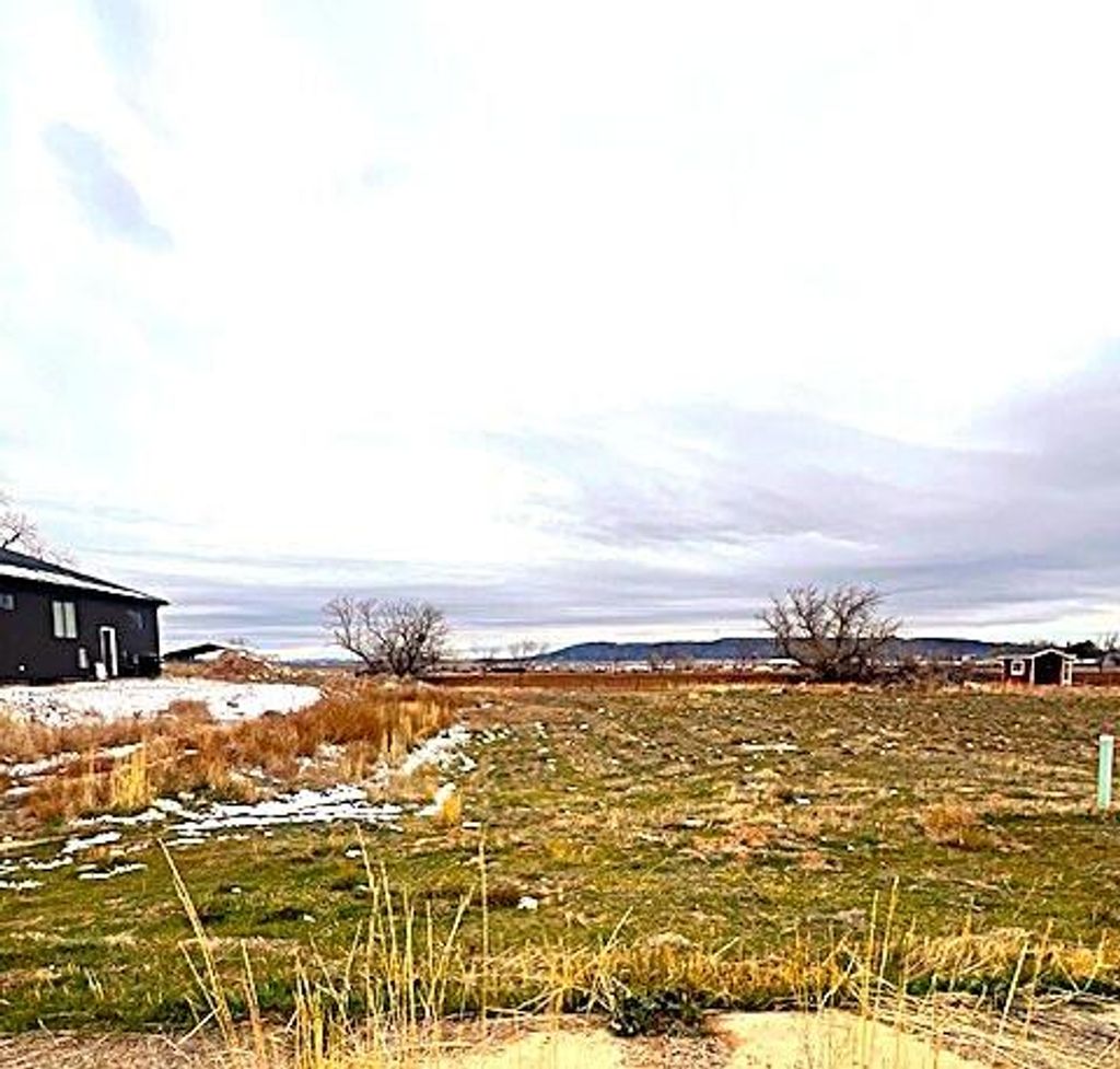 Photo of 377 S 1375 West, Parowan, UT 84761 (MLS # 113977)