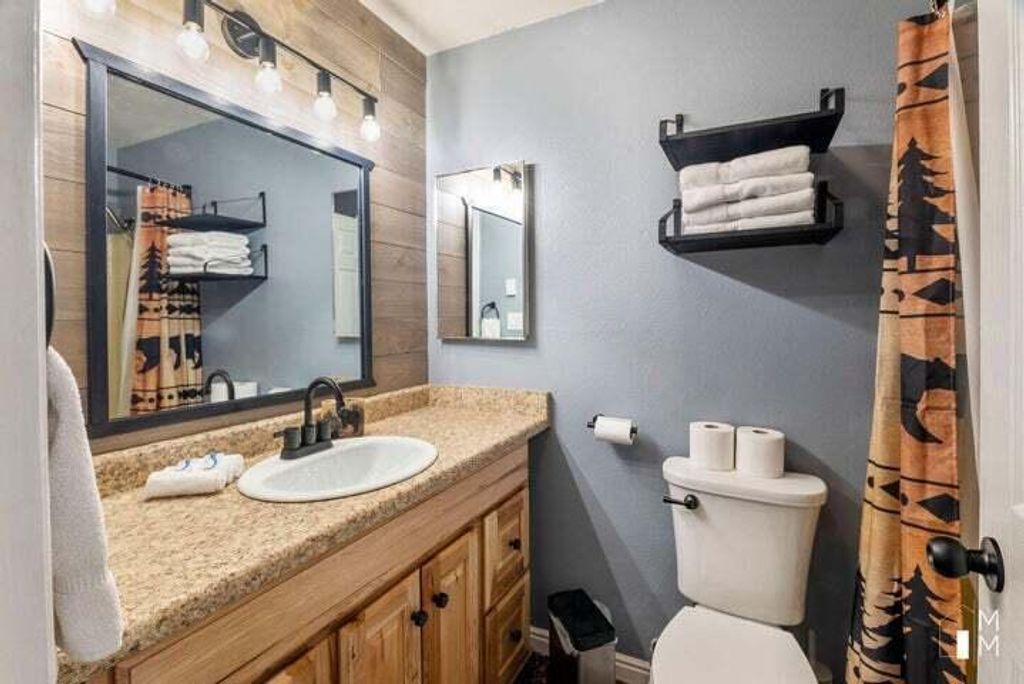 Photo of 286 W Eagles Roost ST #A-108, Brian Head, UT 84719 (MLS # 109835)