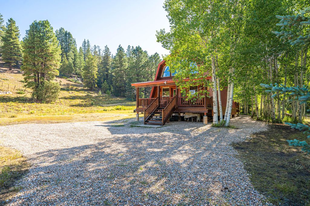 Photo of 40 N Apollo Trl, Duck Creek Village, UT 84762 (MLS # 113589)