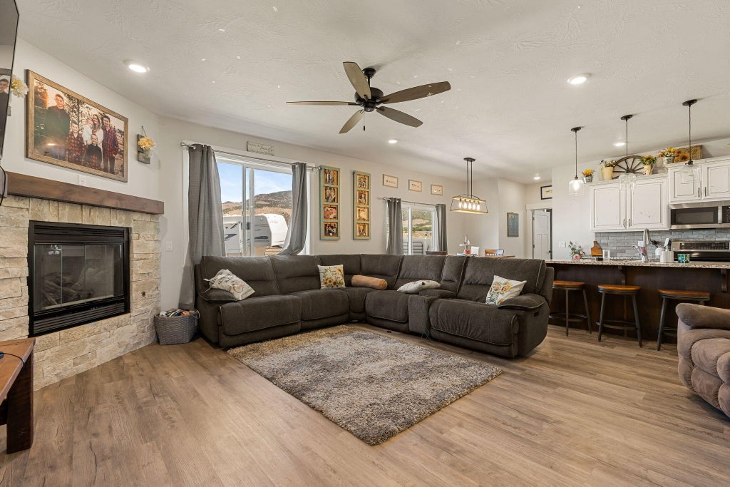Photo of 5078 N Heather Hue Road Rd, Enoch, UT 84721 (MLS # 114893)