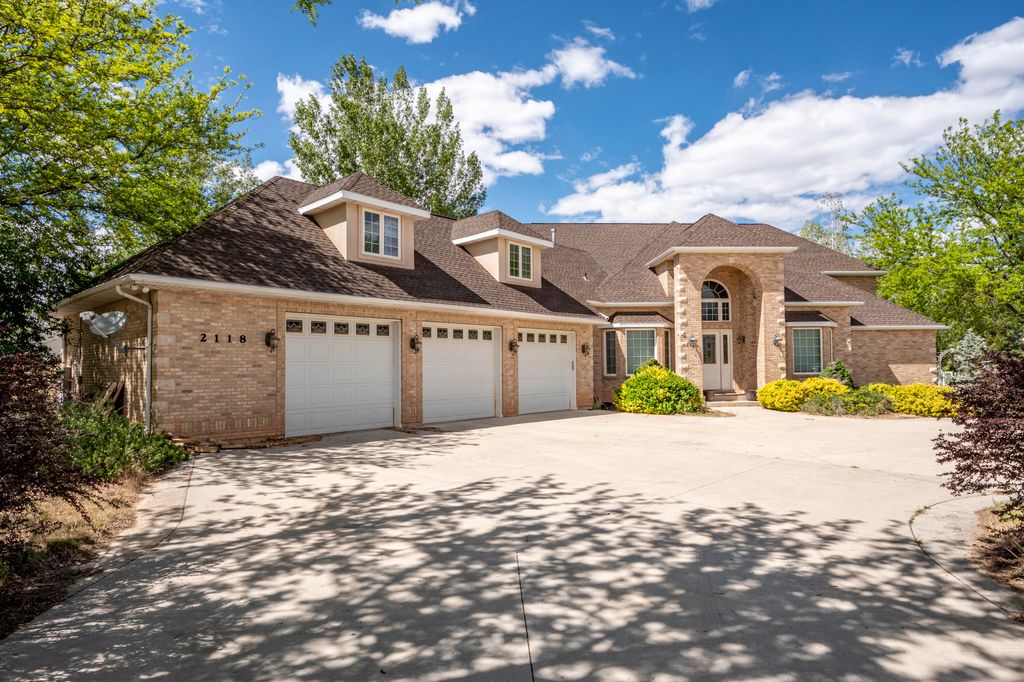 Photo of 2118 W 2875 N, Cedar City, UT 84721 (MLS # 116428)