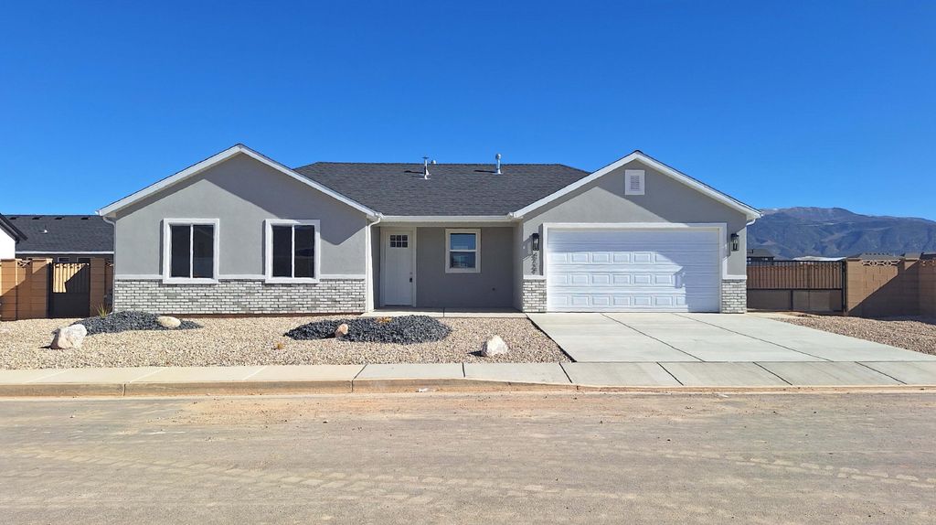 Photo of 4724 N 2675 W, Cedar City, UT 84721 (MLS # 113205)