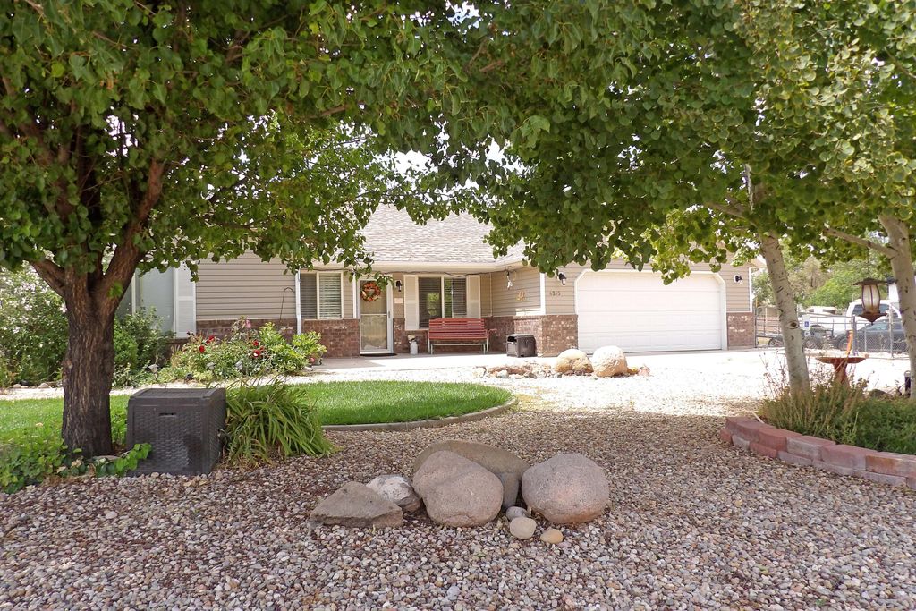 Photo of 4355 N Maple LN, Enoch, UT 84721 (MLS # 112748)
